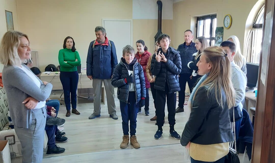 Посета на “Порака Нова” од Струга